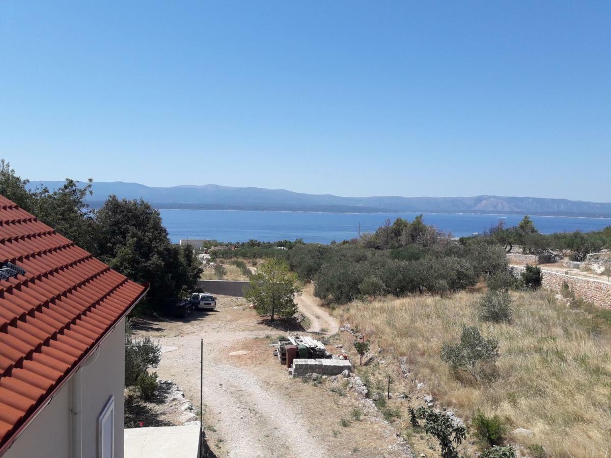 Apartmani Timon Bol Exterior photo